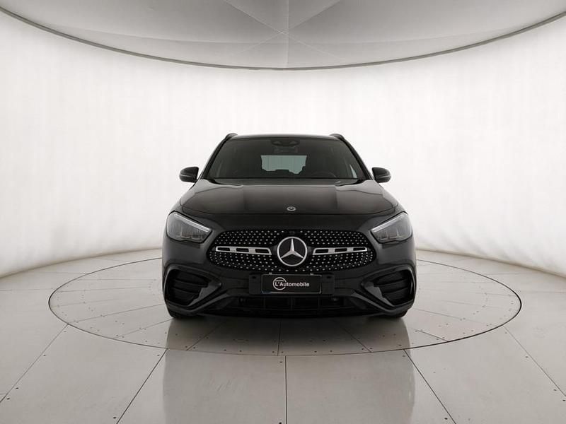 Usata Mercedes GLA200 AMG Line Premium 150 CV (110 kW) 2024 Nero SUV