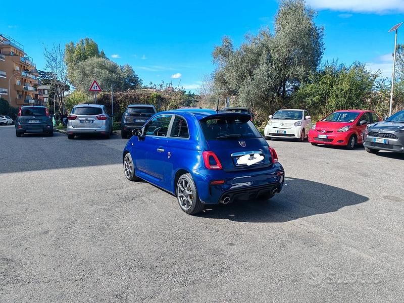 Usata Abarth 595 145 CV (106 kW) 2021 Blu Berlina