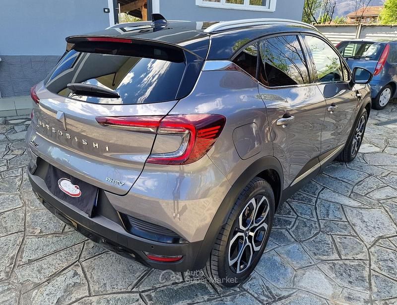 Usata Mitsubishi ASX Intense 92 CV (67 kW) 2024 Gray SUV