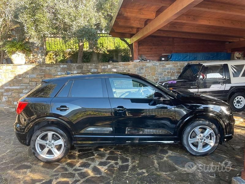 Usata Audi Q2 116 CV (85 kW) 2018 Nero SUV