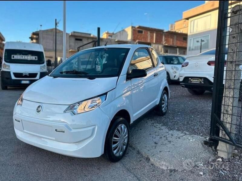 Usata Aixam City 2016 Bianco Utilitaria
