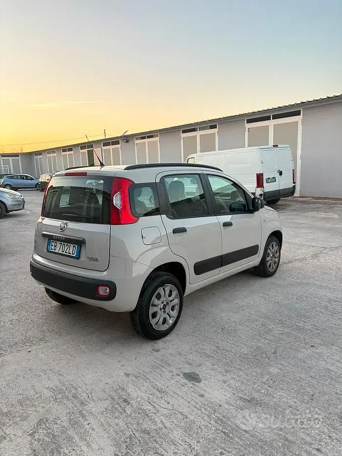 Usata Fiat Panda 85 CV (62 kW) 2012 Utilitaria