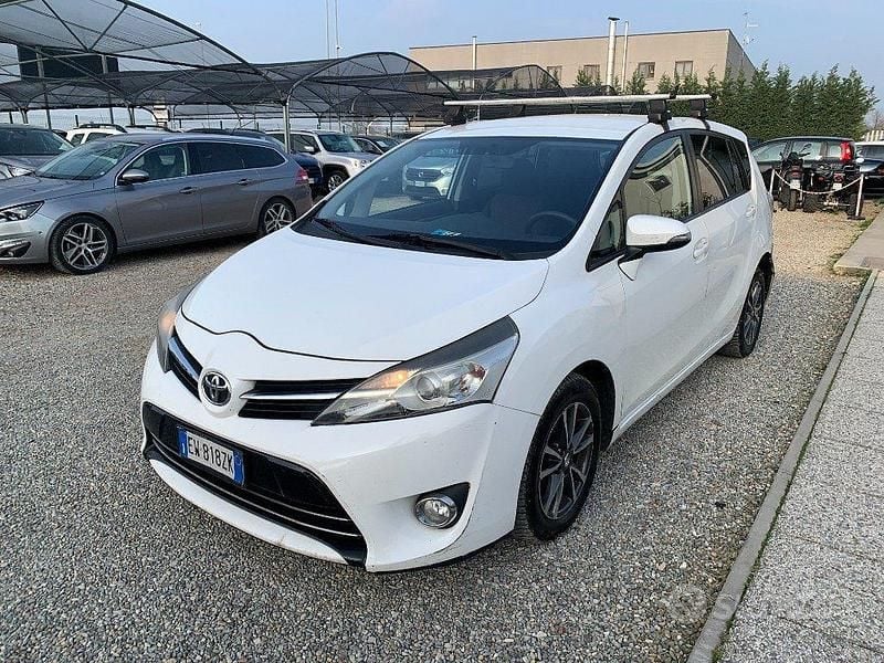 Usata Toyota Verso 111 CV (81 kW) 2014 Monovolume