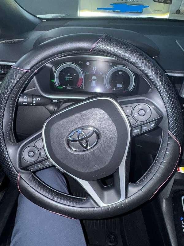 Usata Toyota Corolla Cross Lounge 152 CV (111 kW) 2023 Nero SUV