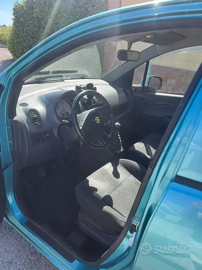 Usata Suzuki Splash 65 CV (47 kW) 2009 Blu Utilitaria