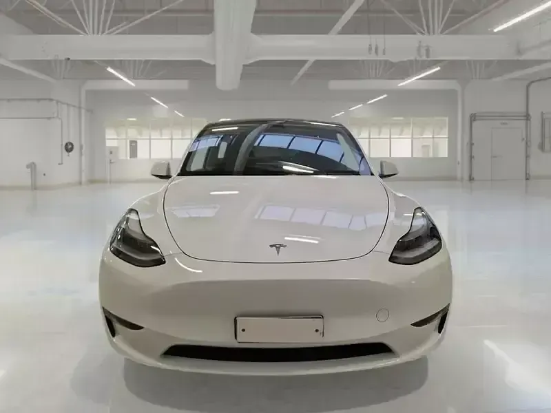 Usata Tesla Model Y 152 kW (208 CV) 2023 SUV