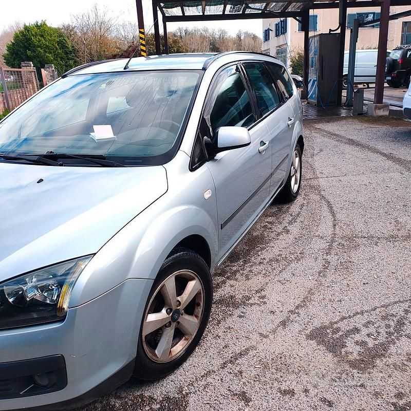 Usata Ford Focus 2006 Grigio Station wagon