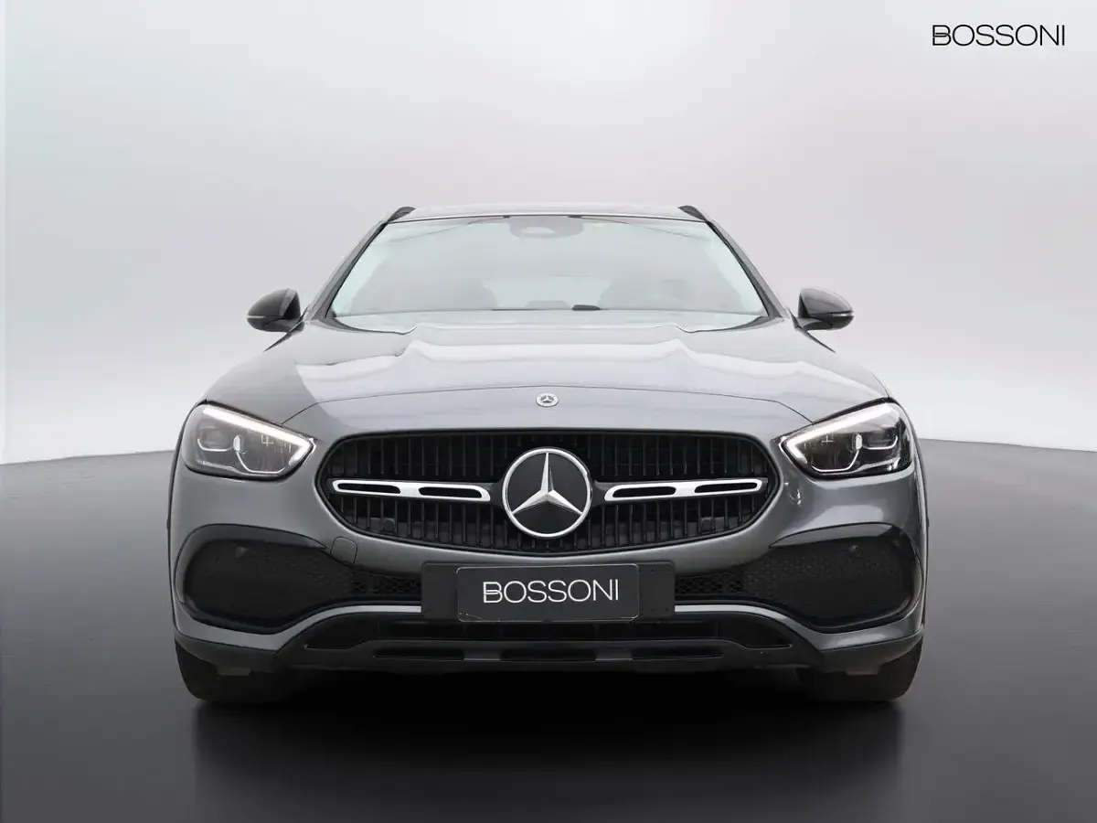 Usata Mercedes 220 Premium 197 CV (144 kW) 2024 Grigio Station wagon
