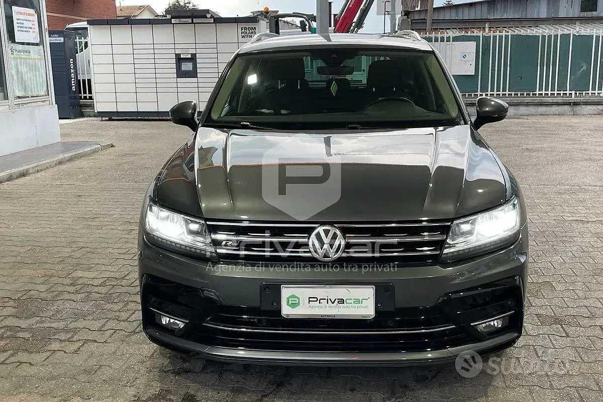 Usata VW Tiguan Sport 125 CV (91 kW) 2018 Grigio SUV