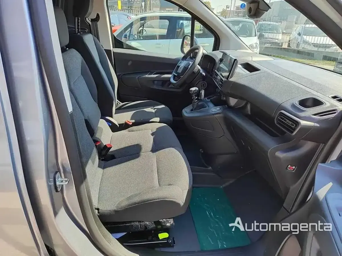 Nuova Citroën Berlingo Touch 100 CV (73 kW) 2026 Grigio Monovolume