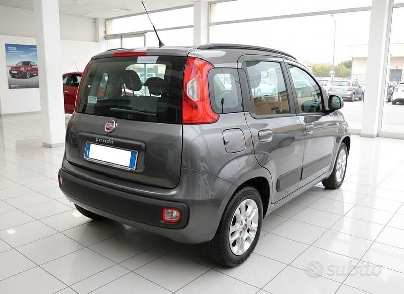 Usata Fiat Panda Lounge 69 CV (50 kW) 2019 Grigio Berlina