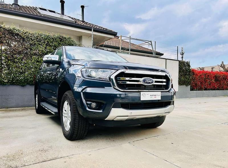 Usata Ford Ranger Limited 213 CV (156 kW) 2023 Sea grey Pick-up