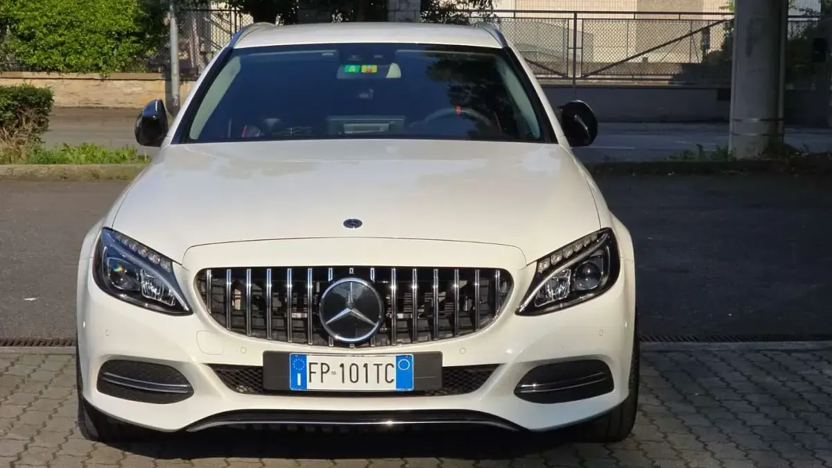 Usata Mercedes C220 Exclusive 170 CV (125 kW) 2018 Station wagon