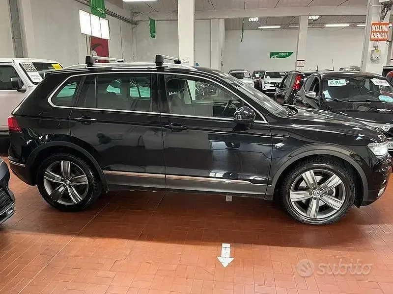 Usata VW Tiguan Executive 190 CV (139 kW) 2017 Nero SUV