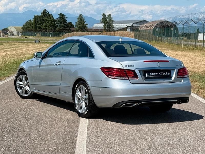 Usata Mercedes E250 204 CV (150 kW) 2015 Argento Coupé