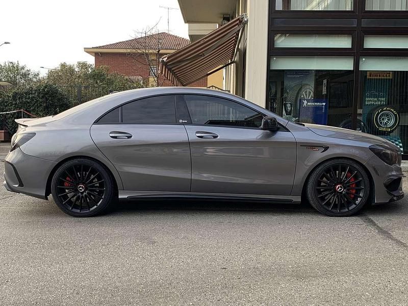 Usata Mercedes CLA45 AMG AMG 360 CV (264 kW) 2014 Mountain grey metallic Berlina