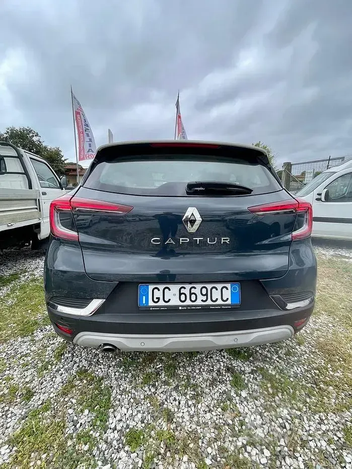 Usata Renault Captur Intens 101 CV (74 kW) 2020 Blu SUV