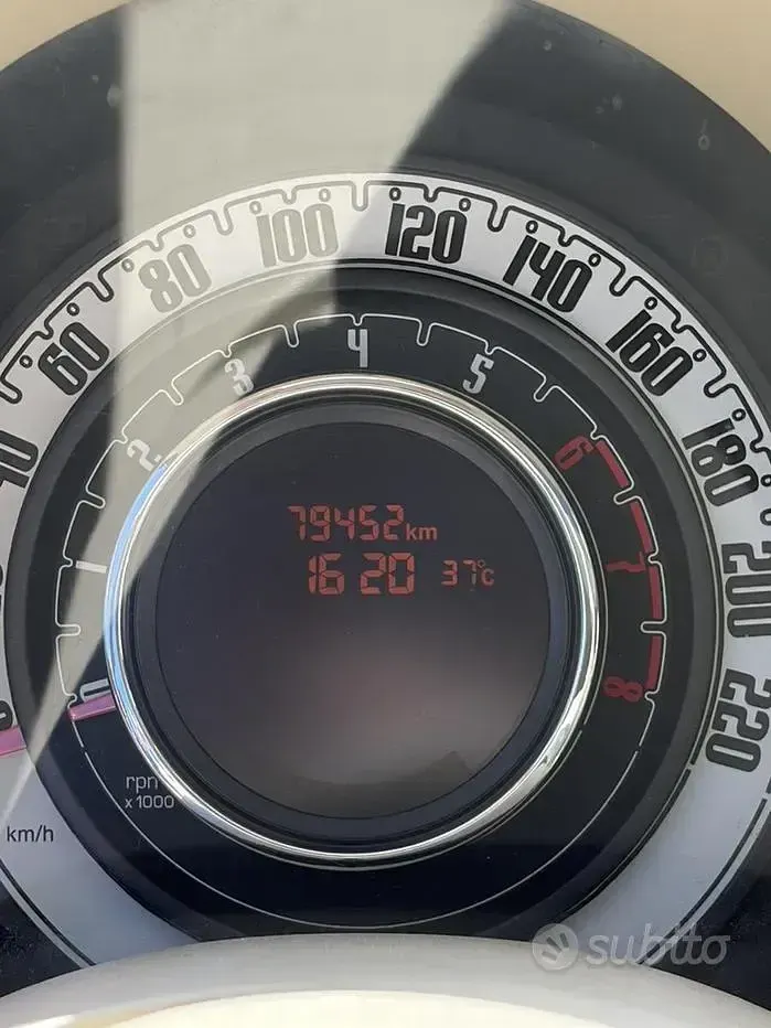 Usata Fiat 500 Lounge 69 CV (50 kW) 2014 Bianco Utilitaria