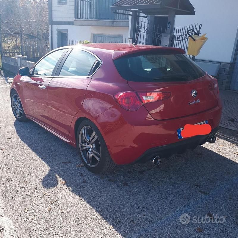 Usata Alfa Romeo Giulietta 140 CV (102 kW) 2011 Utilitaria