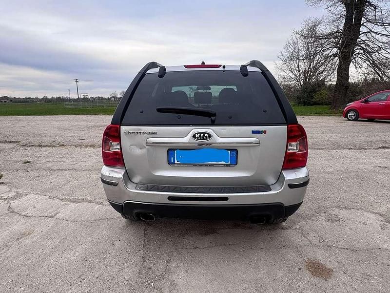 Usata Kia Sportage Active 140 CV (102 kW) 2009 Grigio SUV