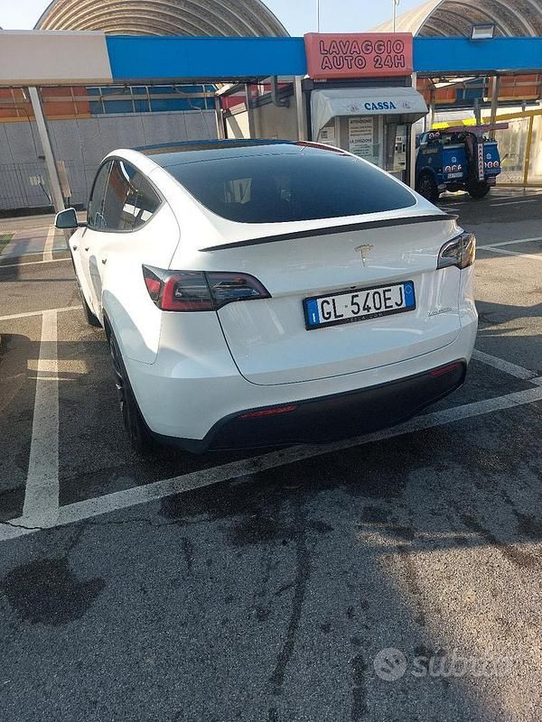Usata Tesla Model Y Performance 392 kW (534 CV) 2023 SUV