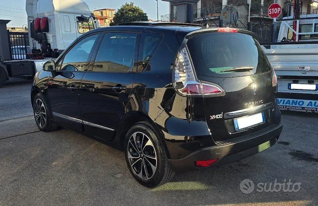 Usata Renault Scenic E-Tech 110 CV (80 kW) 2015 Nero Monovolume