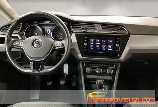 Usata VW Touran Comfortline 150 CV (110 kW) 2021 Argento Monovolume