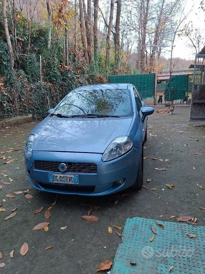 Usata Fiat Grande Punto 65 CV (47 kW) 2007 Blu Utilitaria