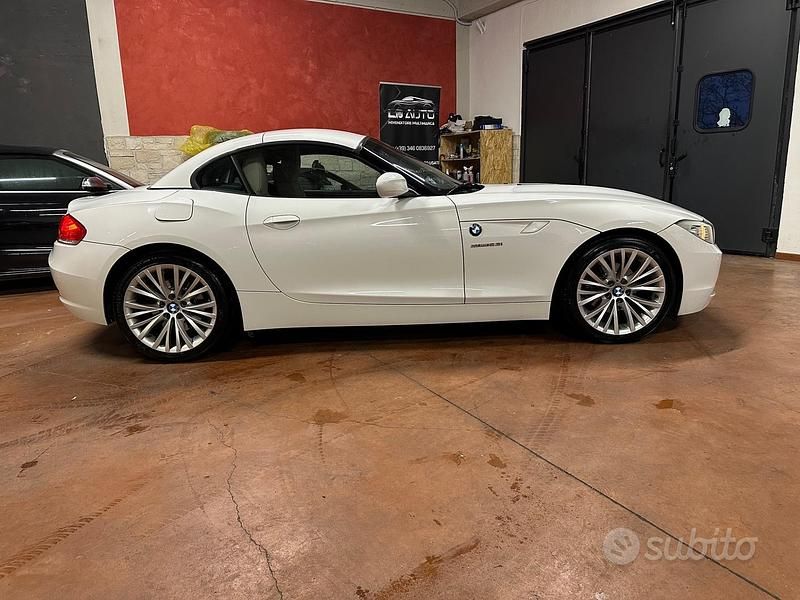 Usata BMW Z4 203 CV (149 kW) 2011 Bianco Cabrio