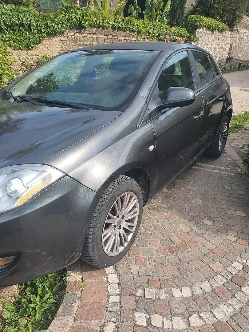 Usata Fiat Bravo 90 CV (66 kW) 2009 Grigio Utilitaria
