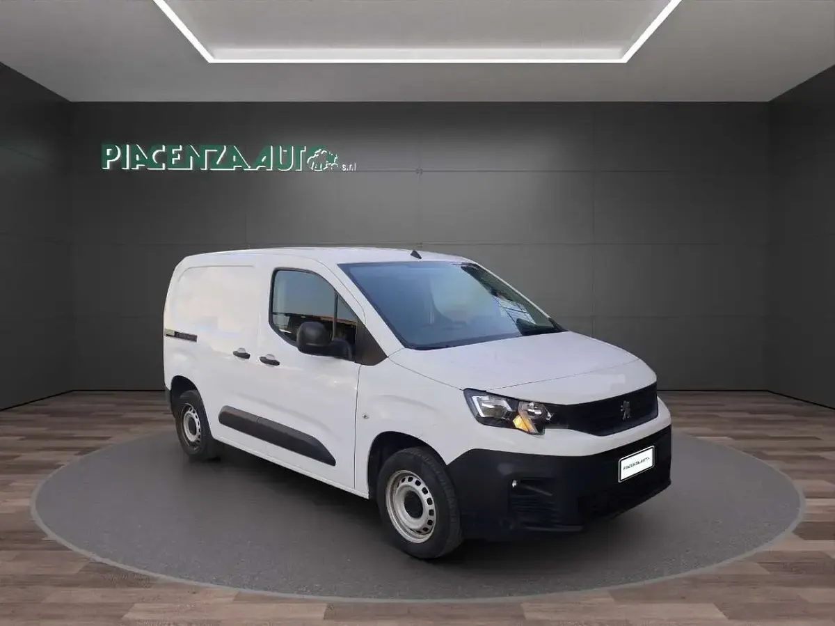 Usata Peugeot Partner Premium 102 CV (75 kW) 2022 Bianco Monovolume