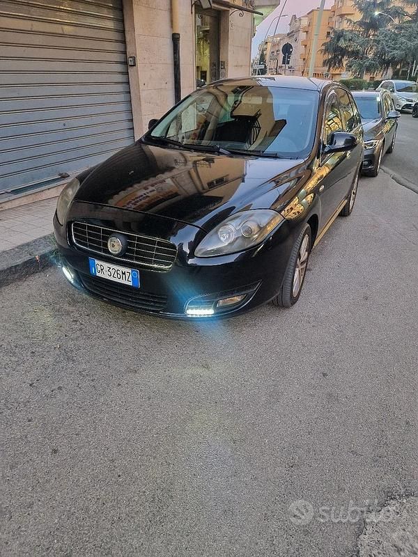 Usata Fiat Croma 150 CV (110 kW) 2009 Nero Station wagon