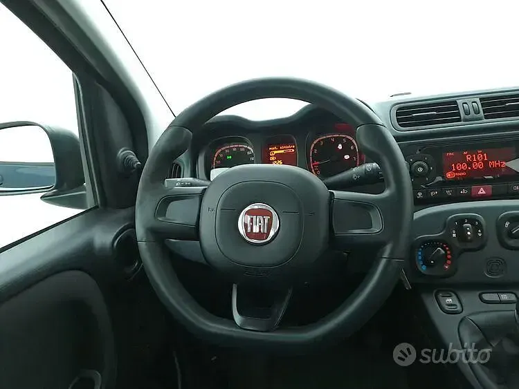 Usata Fiat Panda Easy 69 CV (50 kW) 2021 Bluazzurro Utilitaria