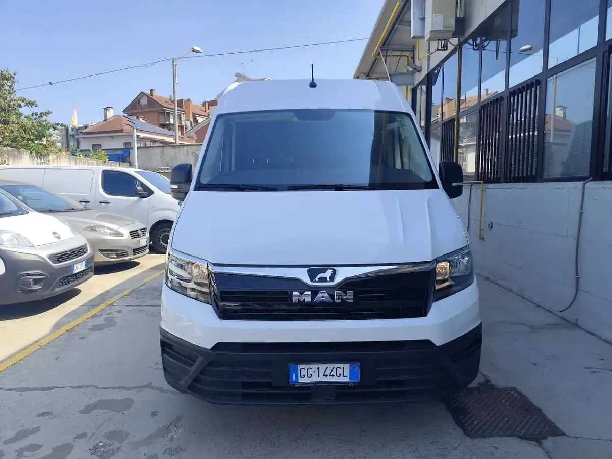 Usata VW Crafter 140 CV (102 kW) 2021 Bianco Furgone