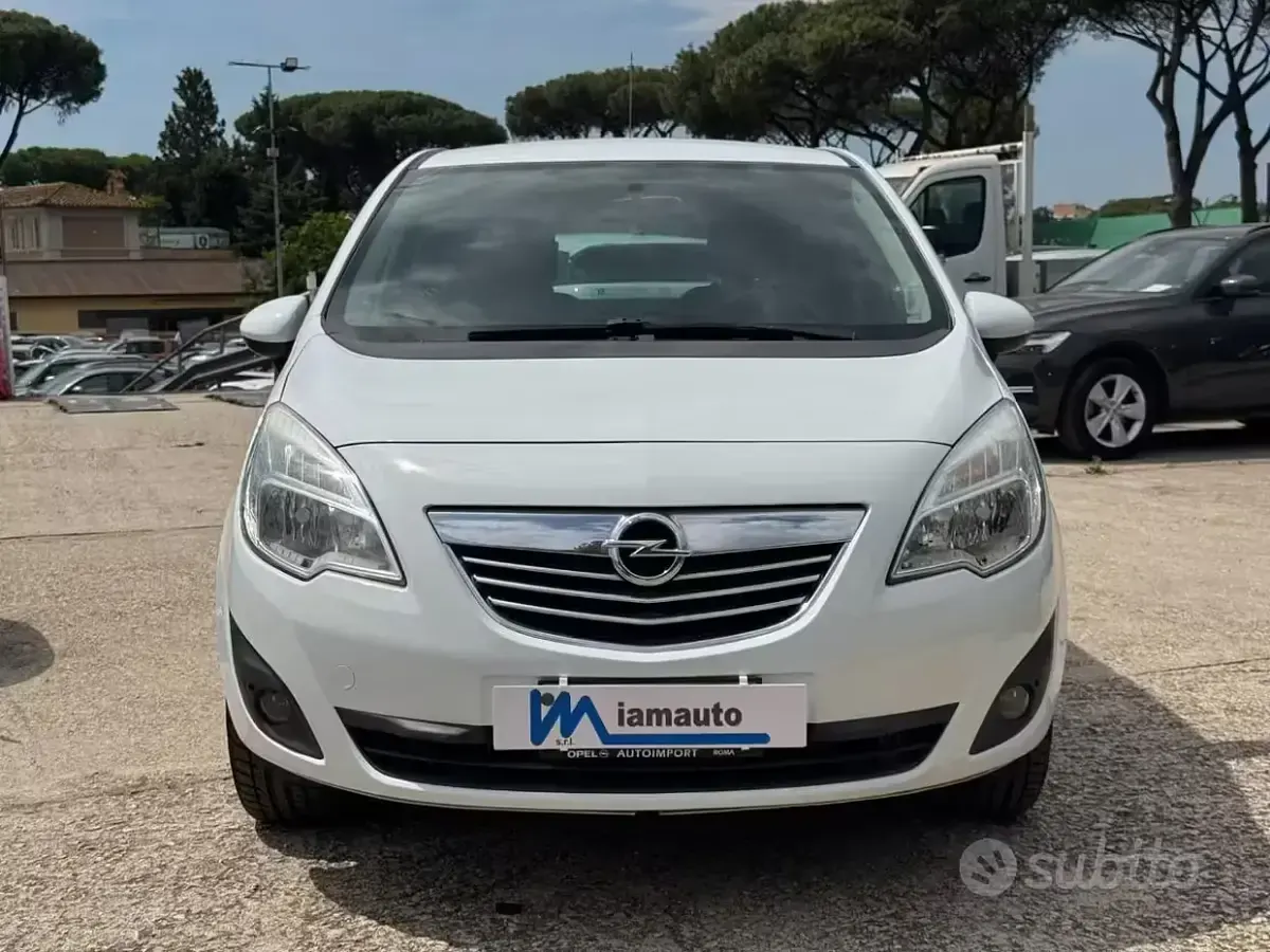 Usata Opel Meriva 120 CV (88 kW) 2013 Bianco Monovolume