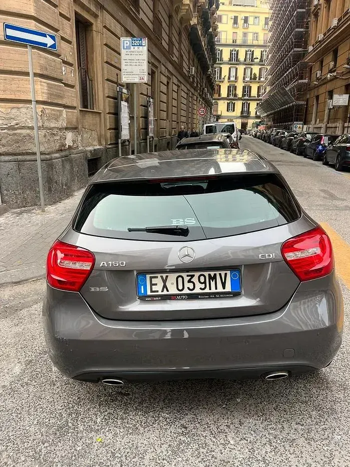 Usata Mercedes A160 Executive 95 CV (69 kW) 2014 Utilitaria