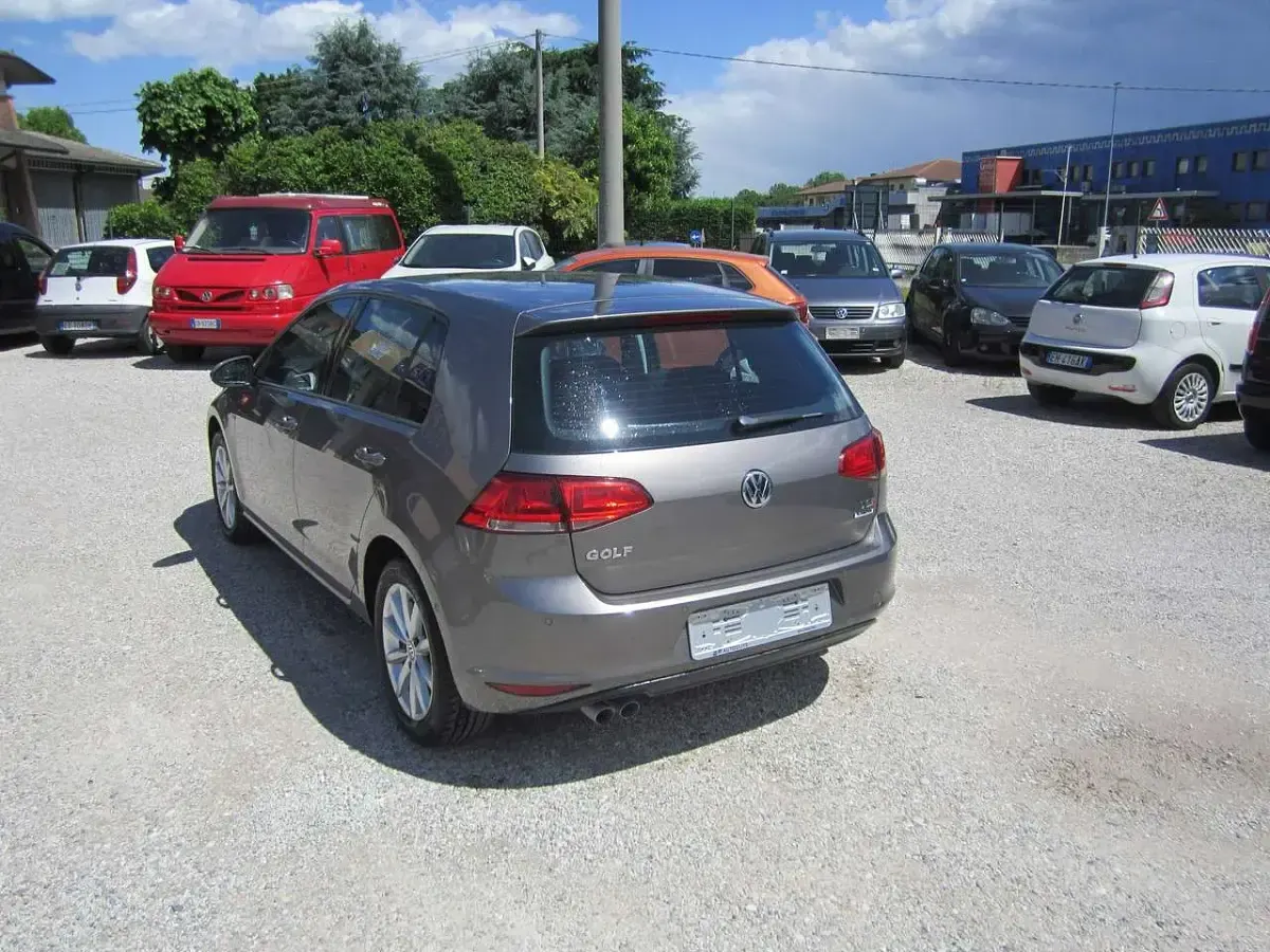 Usata VW Golf VII LOUNGE 125 CV (91 kW) 2015 Grigio Berlina