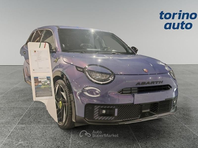 Nuova Abarth 600e Scorpionissima 205 kW (280 CV) 2025 Lilla SUV