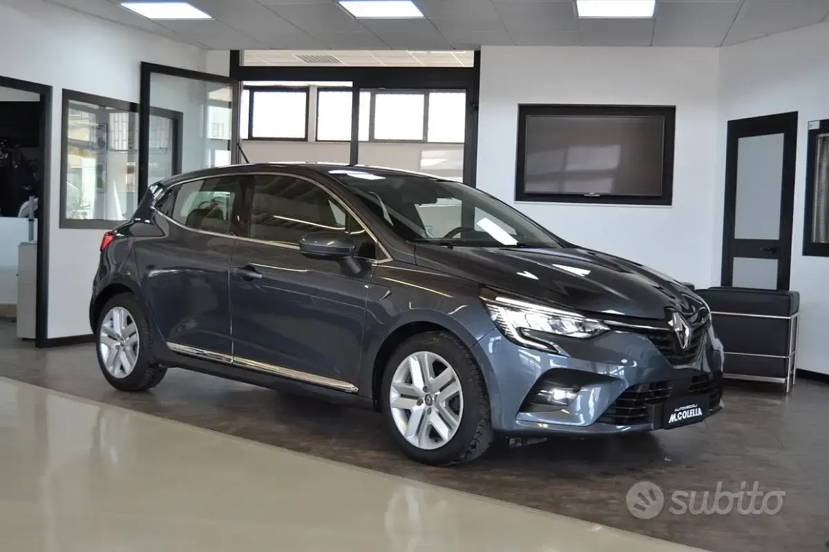 Usata Renault Clio V Intens 86 CV (63 kW) 2020 Blu Berlina