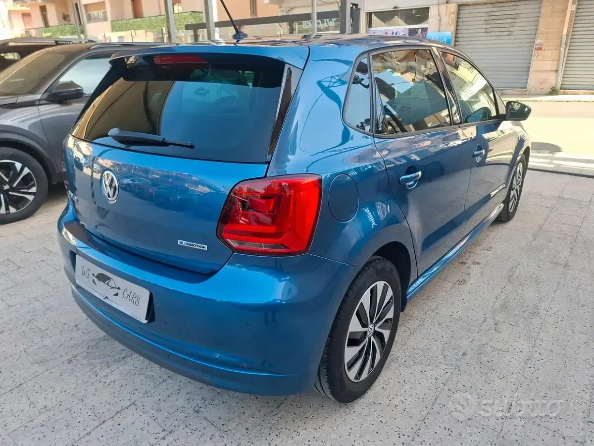 Usata VW Polo 75 CV (55 kW) 2015 Blu Berlina