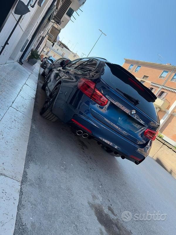 Usata BMW 318 150 CV (110 kW) 2018 Blu Station wagon
