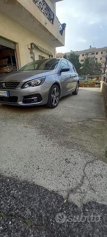Usata Peugeot 308 116 CV (85 kW) 2018 Grigio Berlina