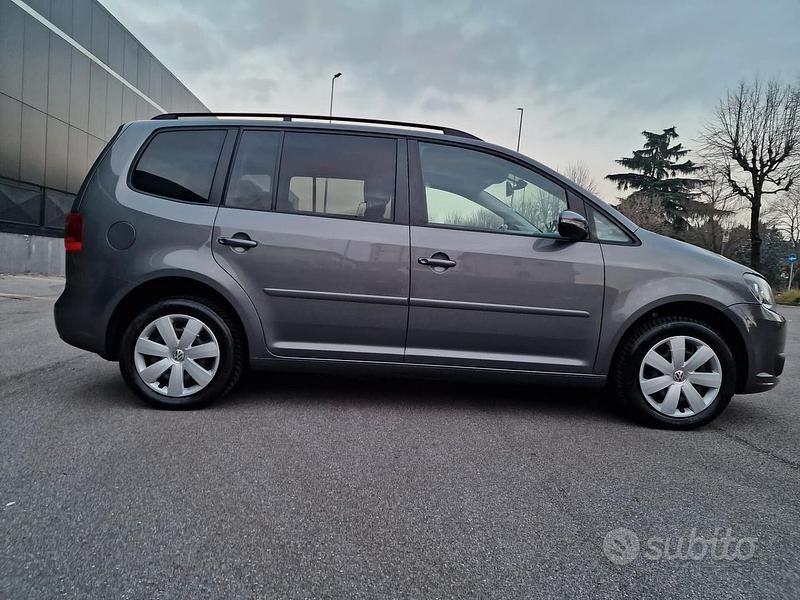 Usata VW Touran Highline 150 CV (110 kW) 2013 Grigio Monovolume