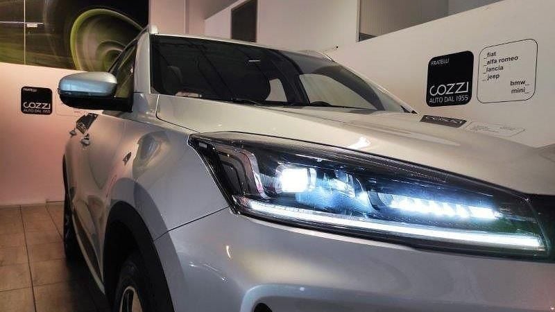 Nuova EMC SEI 113 CV (83 kW) 2026 Argento SUV