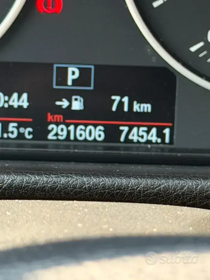 Usata BMW 316 Advantage 116 CV (85 kW) 2017 Nero Station wagon