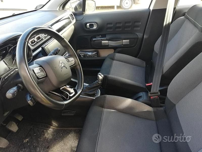 Usata Citroën C3 Shine 74 CV (54 kW) 2018 Bianco Berlina