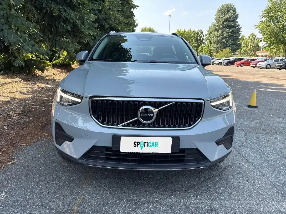 Usata Volvo XC40 163 CV (119 kW) 2024 Grigio SUV