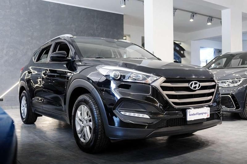 Nero met Usata 2017 Hyundai Tucson SUV | 16.490 € (Cara) - Immagine 1/4