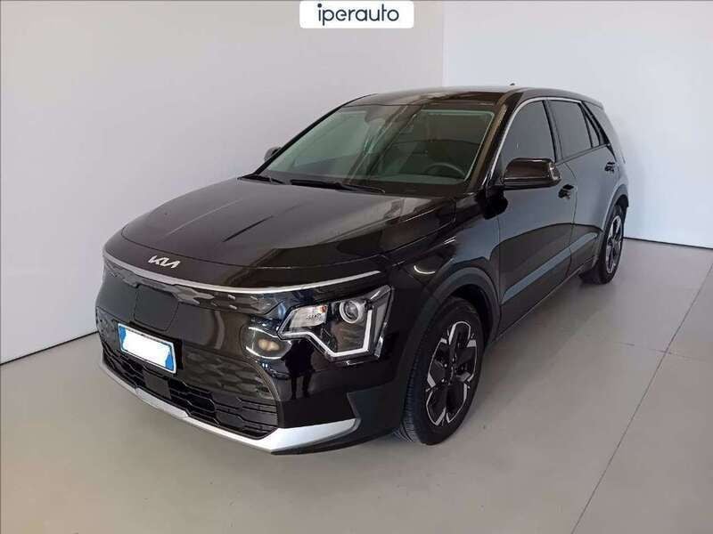Nera Usata 2023 Kia e-Niro SUV | 30.000 € (Cara) - Immagine 1/4