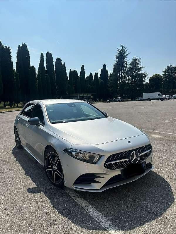 Usata Mercedes A180 Premium 116 CV (85 kW) 2020 Berlina